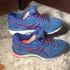 ASCIS Women's Gel-Cumulus 20 (D) Running Shoes